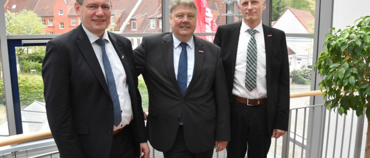 Das Präsidium für die kommenden Jahre: (v.li.) der neugewählte Vizepräsident Klaus-Dieter Lemmermann, Präsident Jörn Arp und Vizepräsident Joachim Sopha.