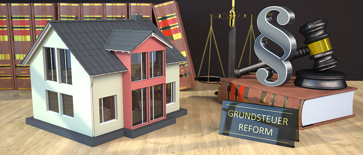 German text Grundsteuer Reform, translate Property Tax Reform. 3d illustration. Schlagwort(e): property tax, reform, tax, property, judge's gavel, paragraph, house, gavel, real estate, scale, balance, beam balance, judges gavel, lawyer, home, attorney, solicitor, building, counselor, residence, law, judge, legal, domicil, advice, property, consult, property developer, consulting, consultation, building promoter, court, verdict, court decision, judgment, 3d, illustration, judgement, 3d illustration, sentence, decision, adjudgment, acquittal, construction, indoor, table, books, banner